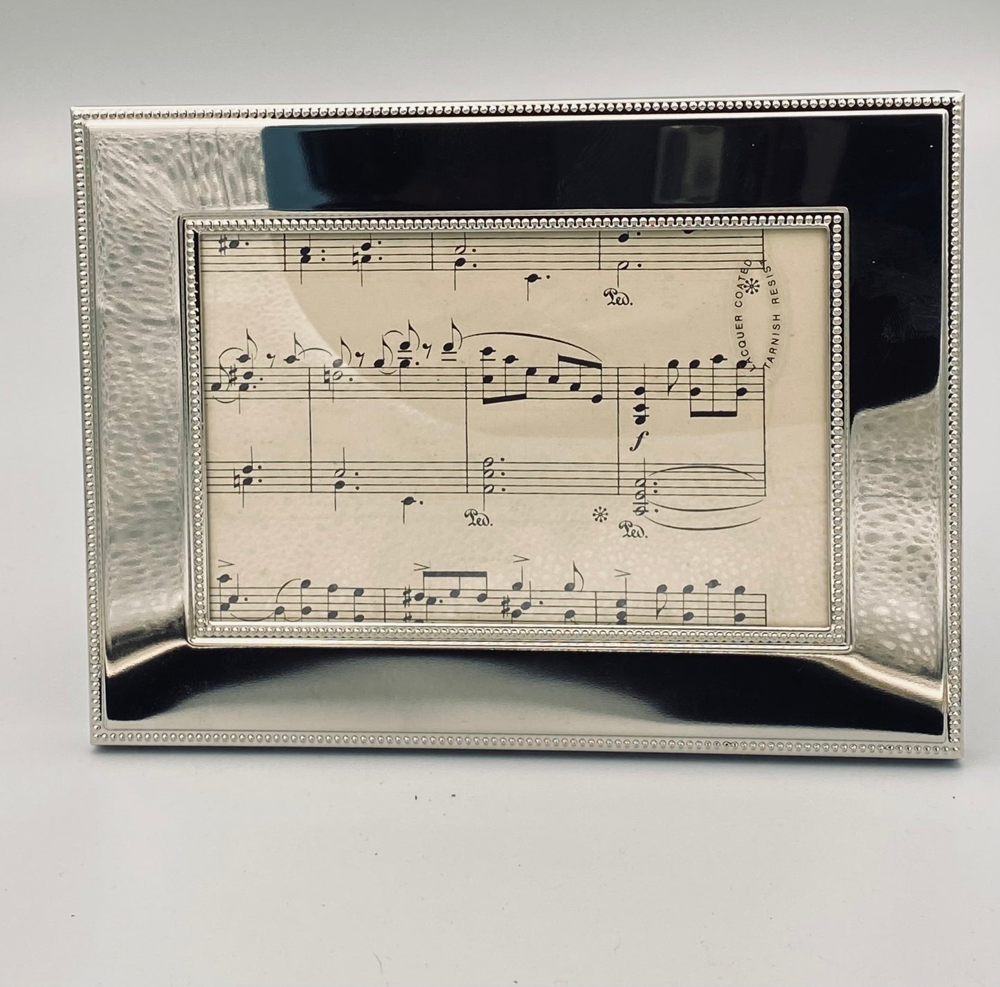 Nickel Plated Steel Picture Frame 4"x6"